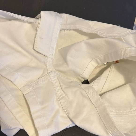 Tommy Hilfiger white denim shorts size 5 worn once - Picture 13 of 13